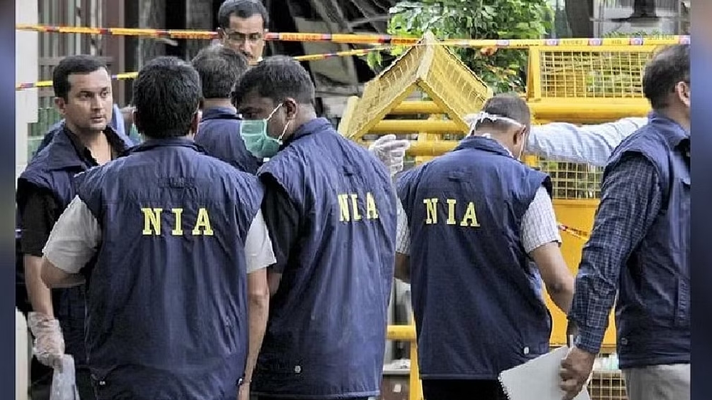 SL cops to quiz drug lords held at spl camp SL cops to quiz drug lords held at spl camp