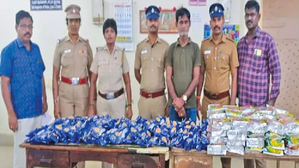 Cops seize 10 kg narcotic substances in Central railway station