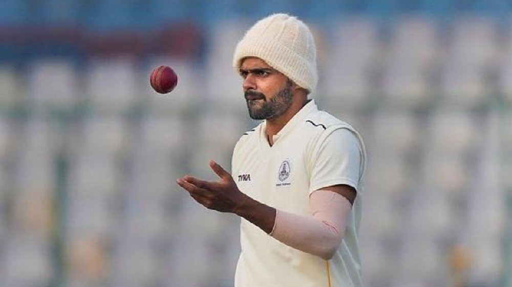 In biting cold, Tamil Nadu players wear woolen cap, thermals