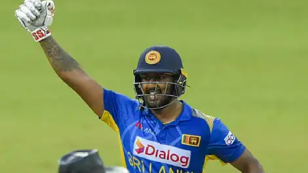 Fernando makes comeback for India tour