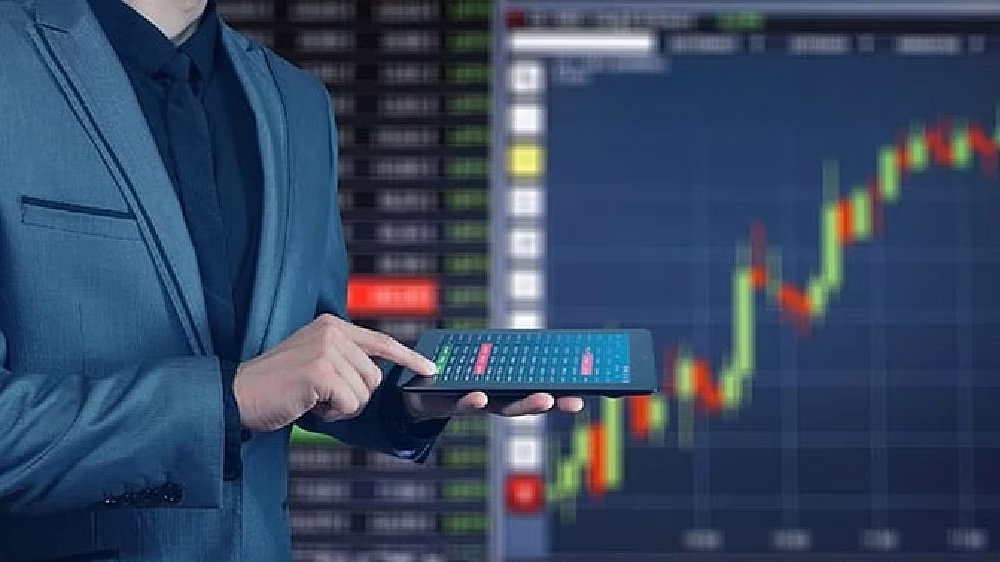 Asian stocks sag with dollar as hawkish Fed spurs recession fears