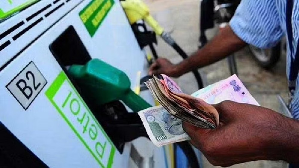 Petrol, diesel prices remain unchanged for 212th day in Chennai