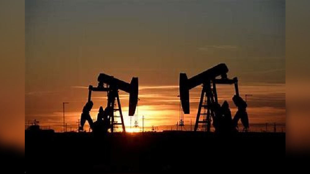 Crude oil futures gain on spot demand