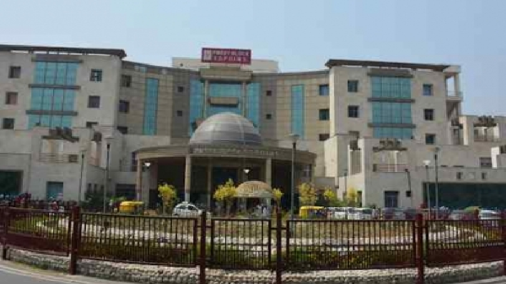 SGPGIMS completes 500 successful robotic surgeries