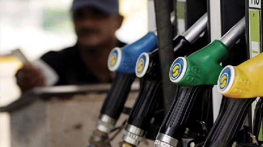 Petrol, diesel prices remain unchanged for 201st day in Chennai