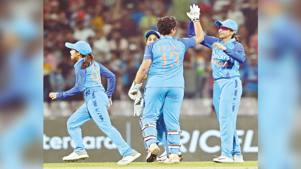 India hands Australia first loss of 2022 after thrilling Super Over