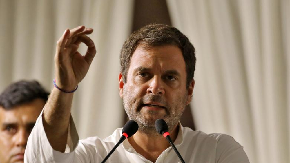 Rahul blew kisses to group shouting Modi slogans at his Yatra