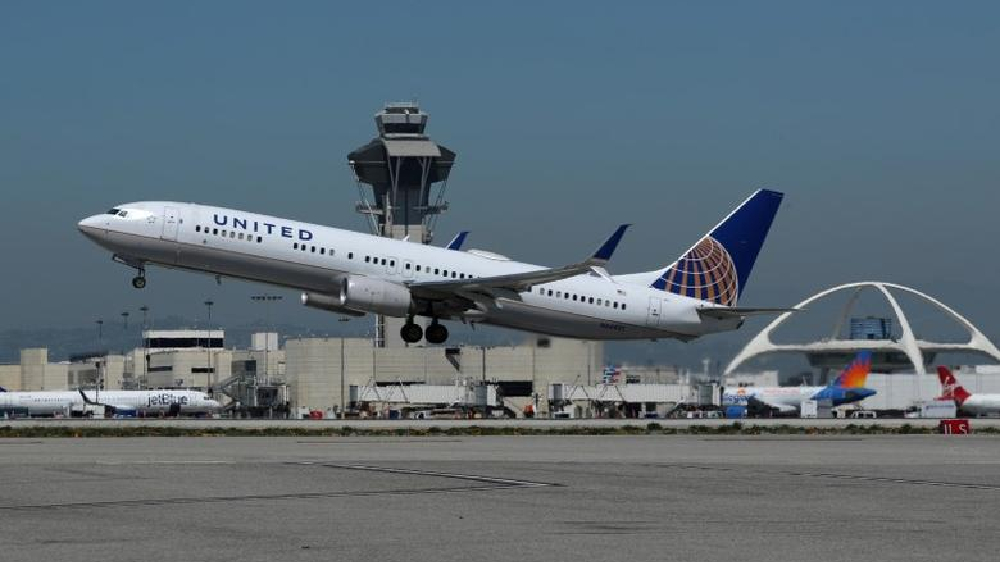 Severe turbulence on United Airlines flight injures 5
