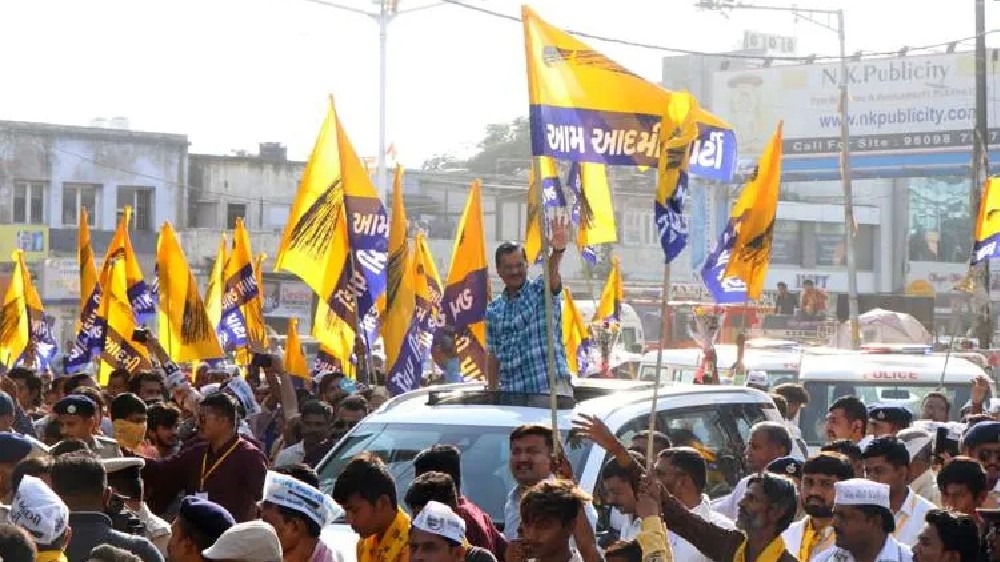 AAP looks poised to sweep MCD elections AAP looks poised to sweep MCD elections