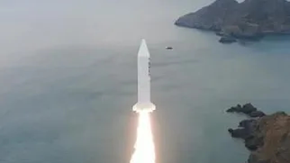 S.Korea successfully conducts test flight of solid-fuel space vehicle