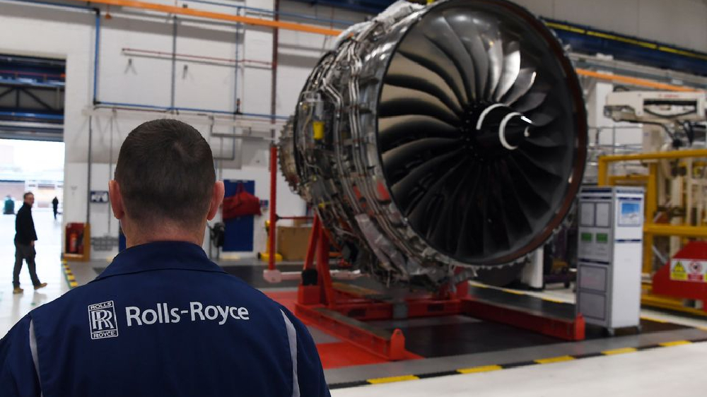 Workers at Rolls-Royce UK car plant win record pay deal Workers at Rolls-Royce UK car plant win record pay deal