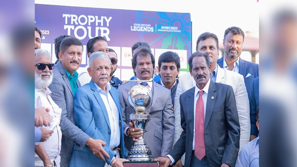 Hockey fever engulfs Bengaluru as World Cup 2023 trophy arrives Hockey fever engulfs Bengaluru as World Cup 2023 trophy arrives