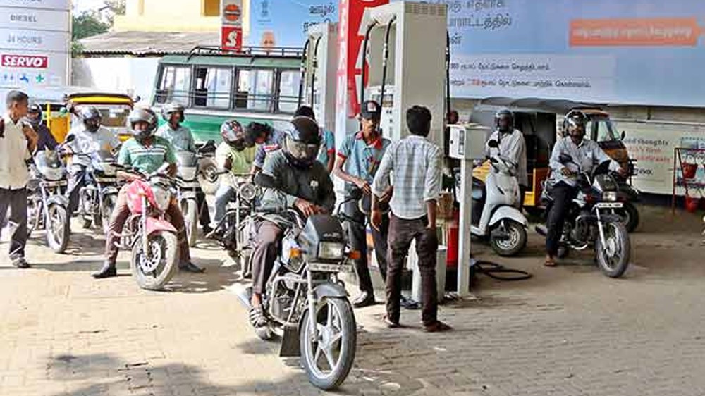Petrol, diesel prices remain unchanged for 206th day in Chennai