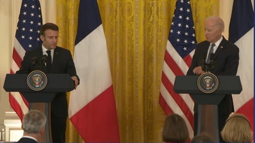 US, France pledge to hold Russia accountable for war crimes