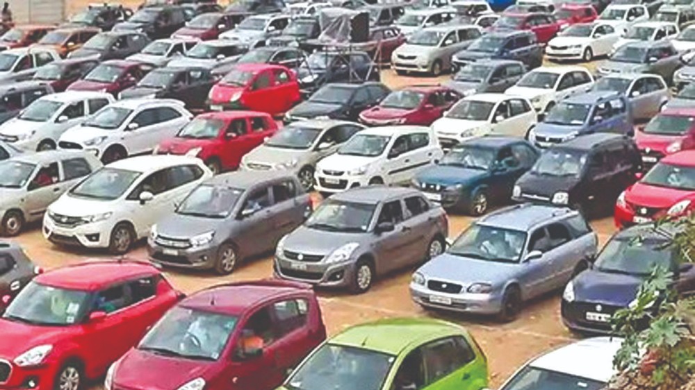 FADA cautiously optimistic on near term outlook for auto sales