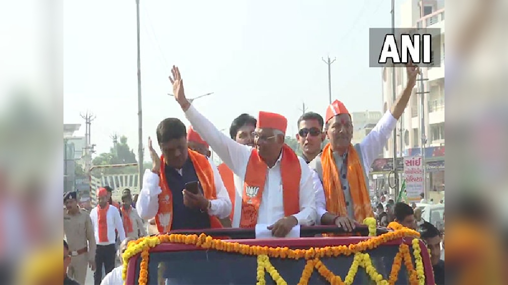 Guj CM Patel holds roadshow in Mehsana for phase-2 of poll campaign