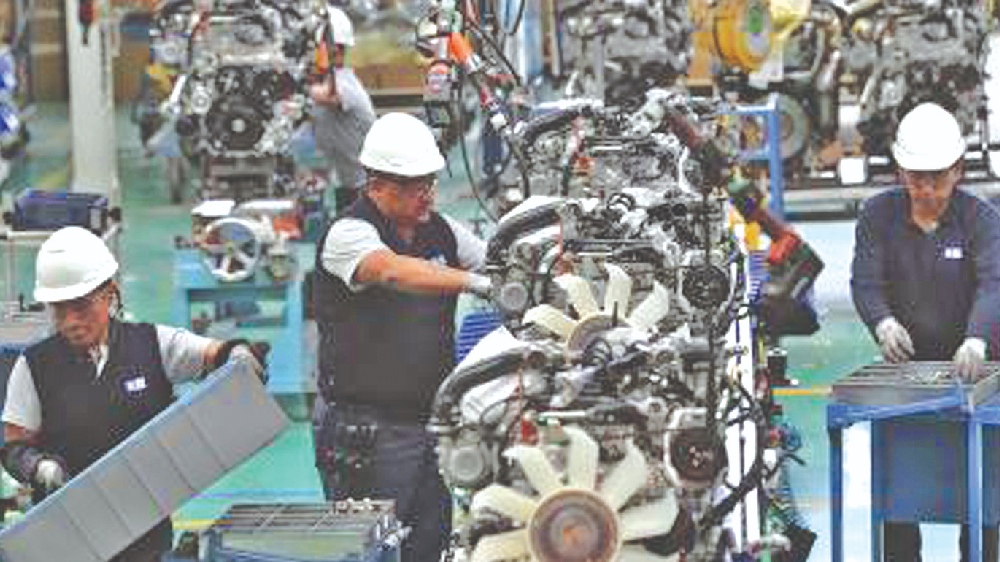 Manufacturing sector disappoints; FDIs chase services sector: Ind-Ra