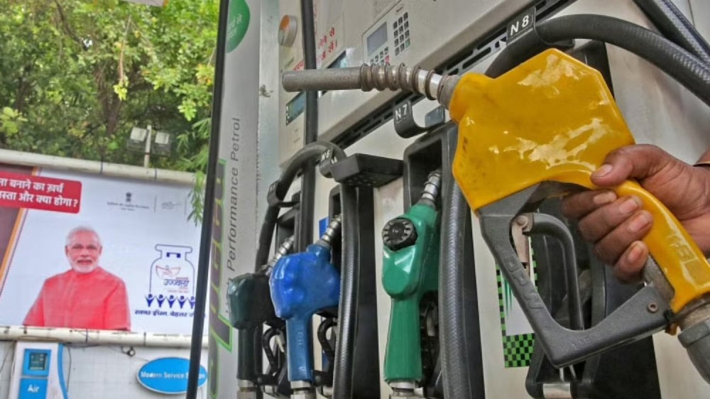Petrol, diesel prices remain unchanged for 215th day in Chennai