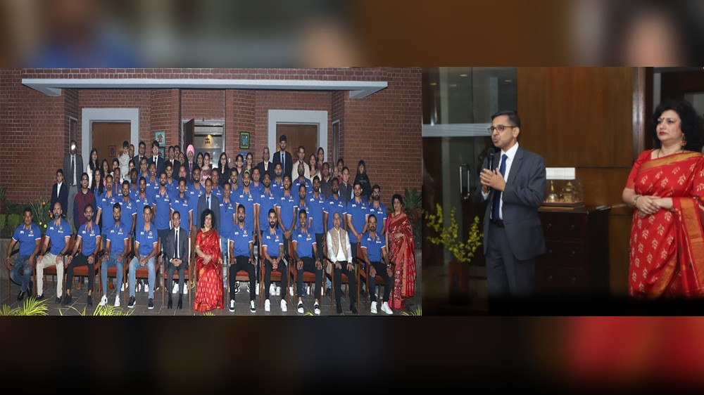 Indian High Commissioner to Bangladesh hosts Indian Cricket Team