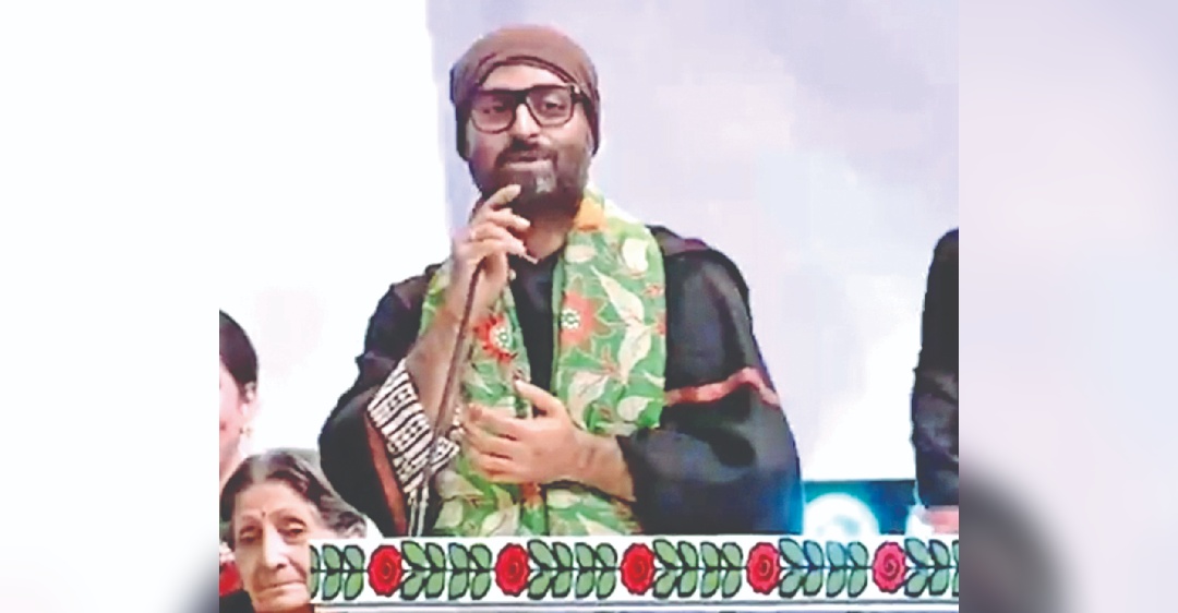 DeTect: Arijit Singh did not send political message to Mamata