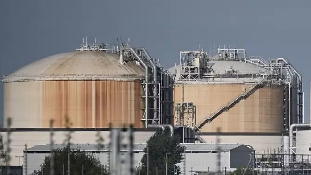 Gazprom: Global gas demand to dip by 65 bn cu m