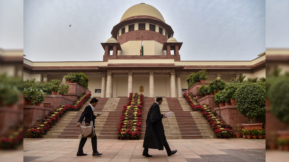 SC directs Centre, RBI to produce records of 2016 demonetisation