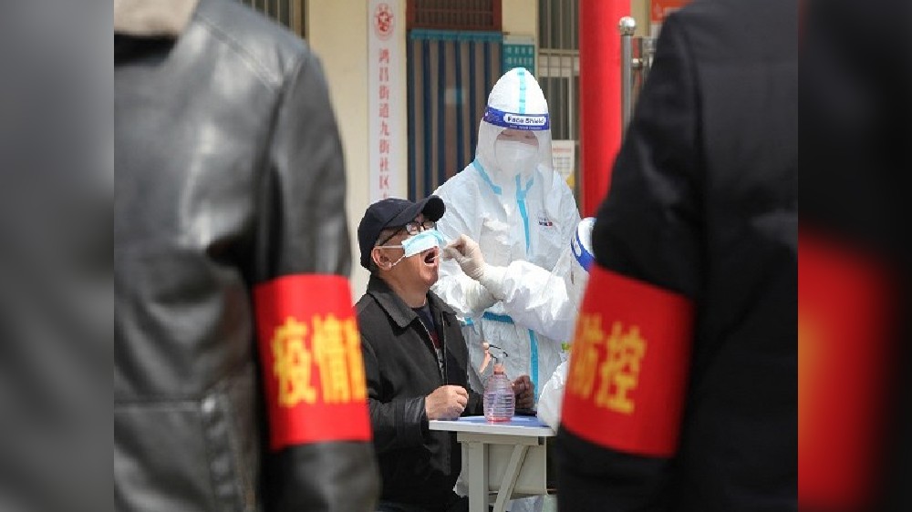 Covid runs rampant in China, as government washes hands Covid runs rampant in China, as government washes hands