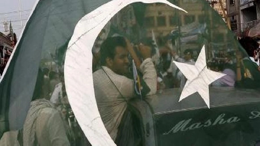 Washington condemns shooting at Pakistan embassy in Kabul