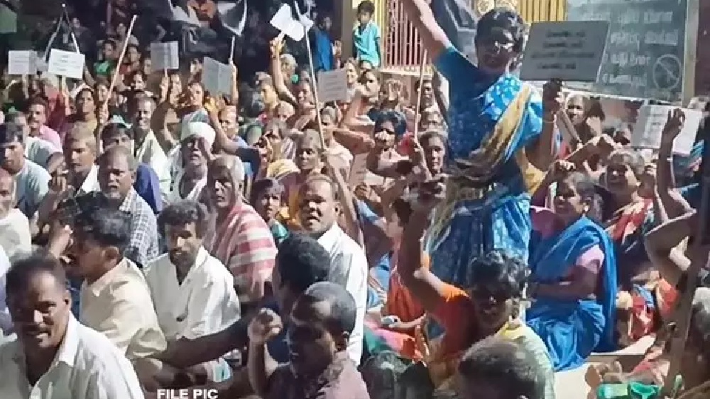 Protestors resolute as Parandur agitation enters 159th day Protestors resolute as Parandur agitation enters 159th day