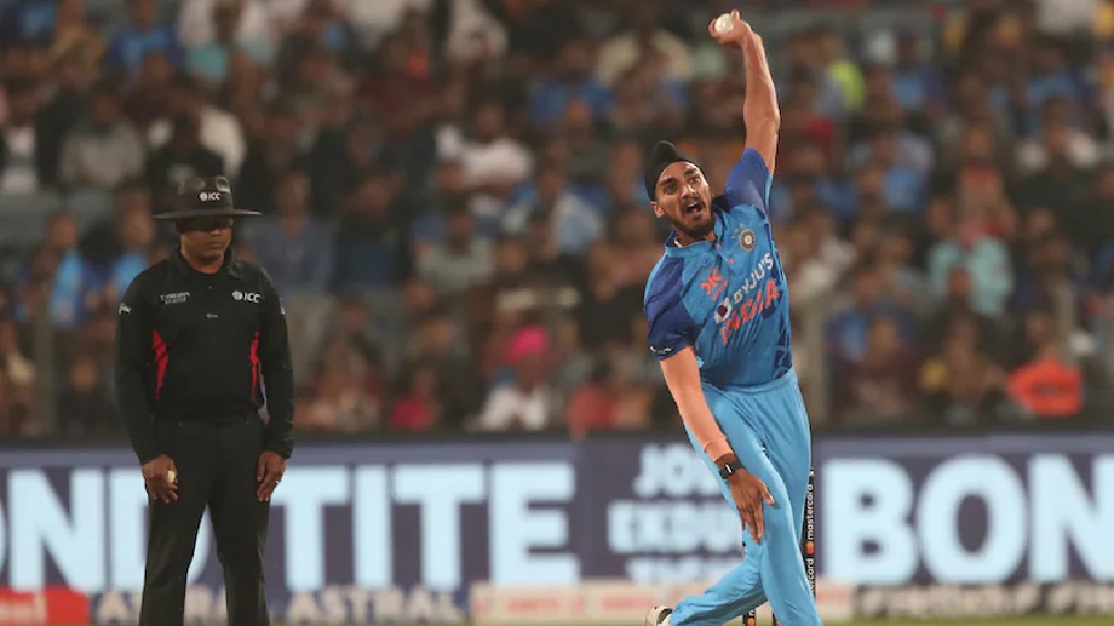 Arshdeep sets unwanted record by bowling 5 no balls in 2nd T20I