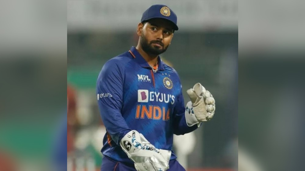 Pant operated for ligament tear on right knee in Mumbai: Report