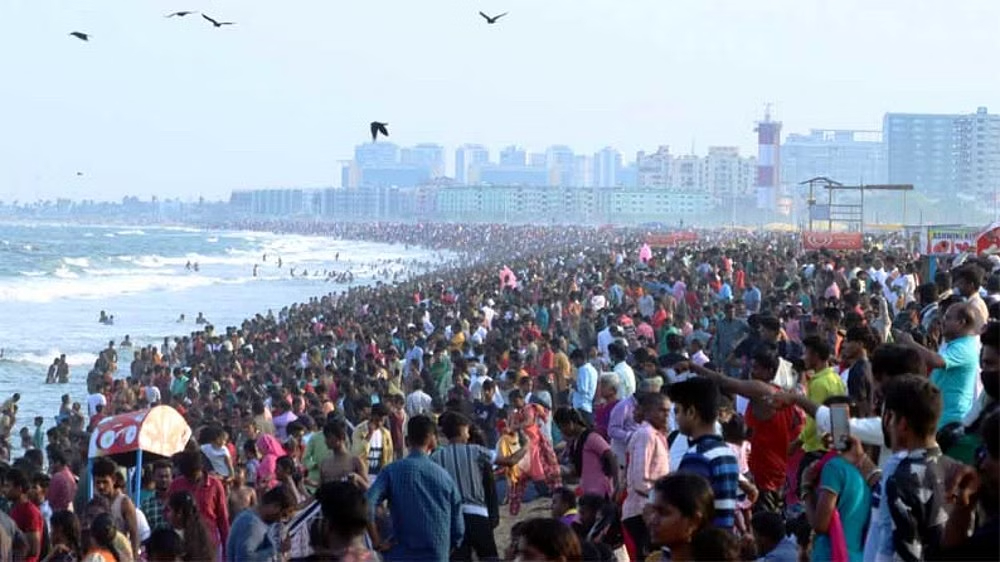 17 children, separated from families in Marina crowd, reunited