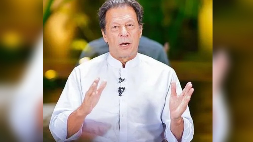 Imran Khan slams Pak govt for petrol price hike, rupee devaluation