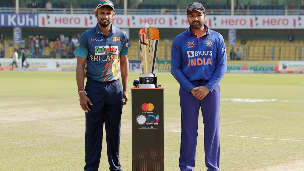 3rd ODI: India wins toss, elect to bat first against Sri Lanka