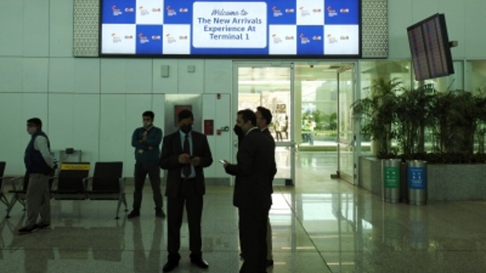 Chinese woman tries to kill herself in IGI airport’s washroom Chinese woman tries to kill herself in IGI airport’s washroom