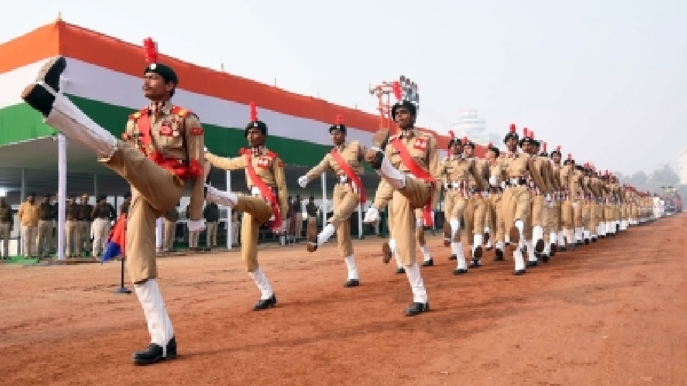 Modi exhorts NCC cadets, NSS volunteers to build India for future