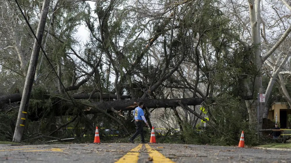 California hit by more storms, braces for potential floods