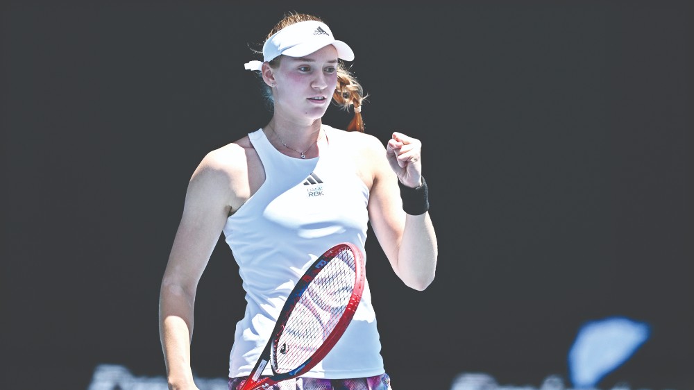 Top seed Swiatek, Gauff stunned; Tsitsipas survives