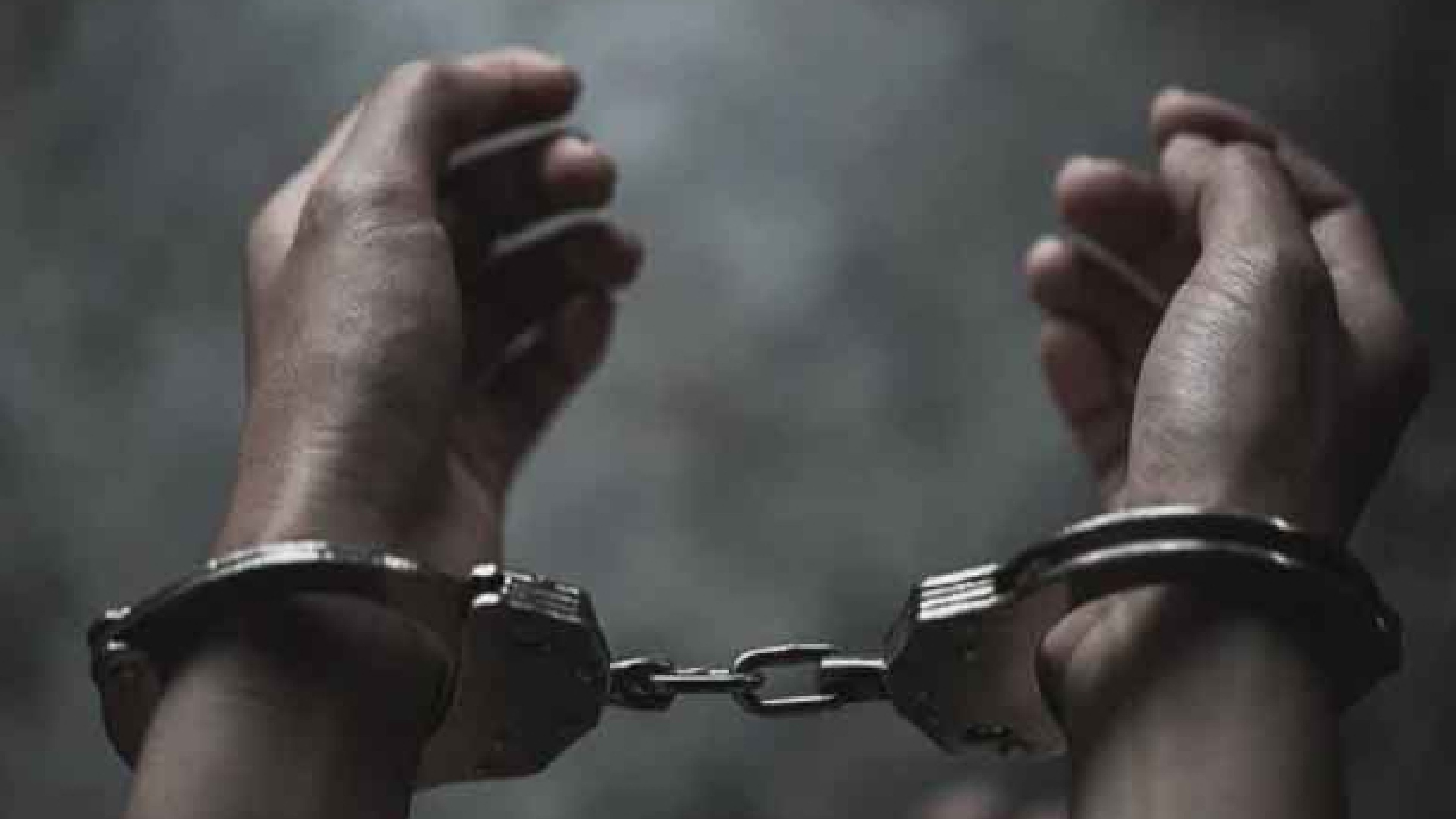 Woman kills 8-day-old daughter by throwing her into public well