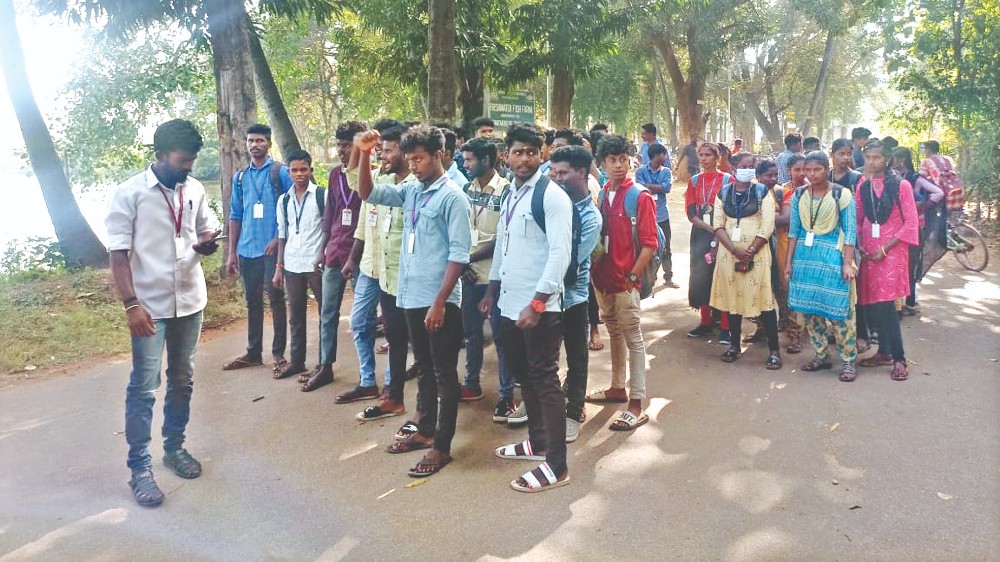 Transferred prof returns to campus; students stage stir