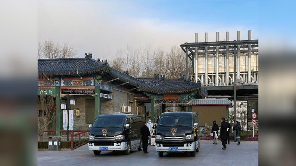 Satellite images show crowds at Chinas crematoriums as Covid surges