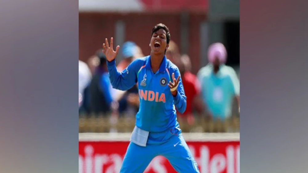 Deepti climbs to second spot, closes in on Sophie as top T20I bowler