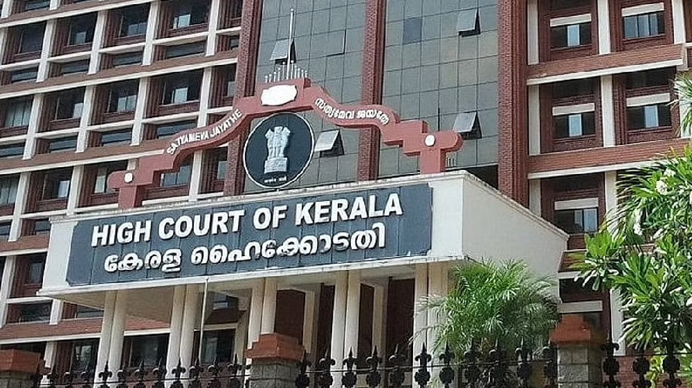 ISRO spy case: Setback for CBI as Kerala HC grants bail to 2 ex-DGPs