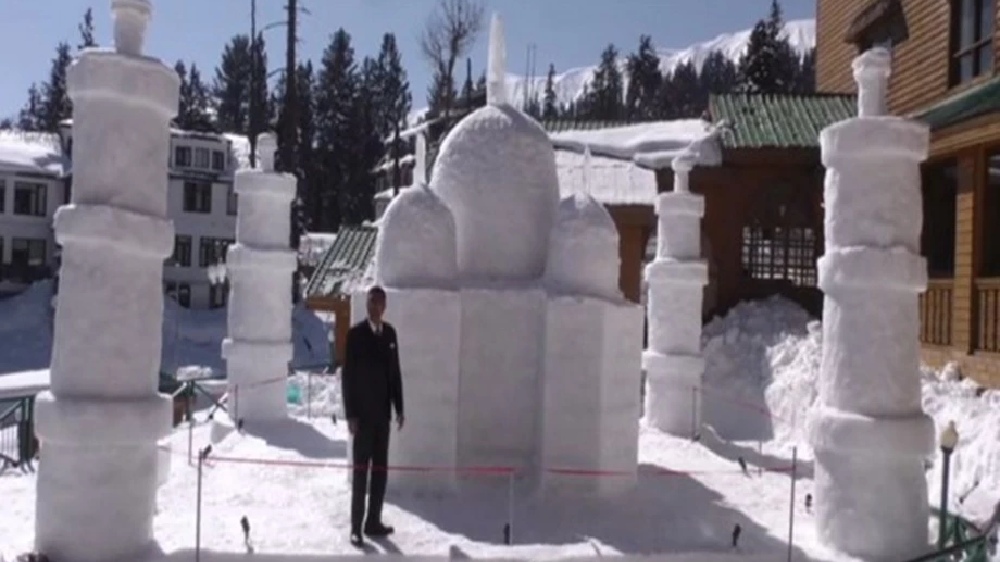 Three Kashmiris in Team India for Intl Snow Sculpture competition