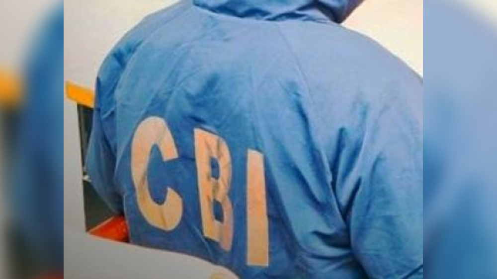 CBI raids 50 locations in FCI-linked corruption case; recovers Rs 60L CBI raids 50 locations in FCI-linked corruption case; recovers Rs 60L