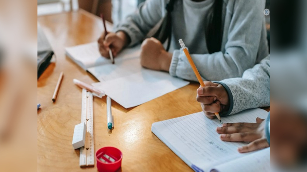 Premature birth is associated with lower grades in adolescence: Study