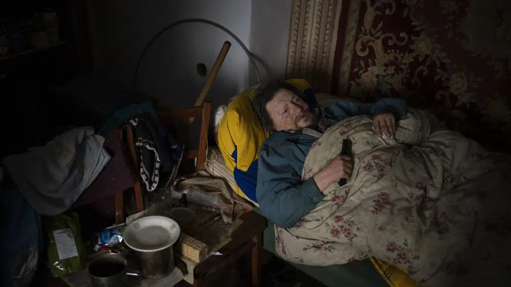 Russians gone from Ukraine village, fear and hardship remain