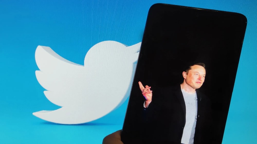 Musk changes his name to ‘Mr Tweet’ on Twitter