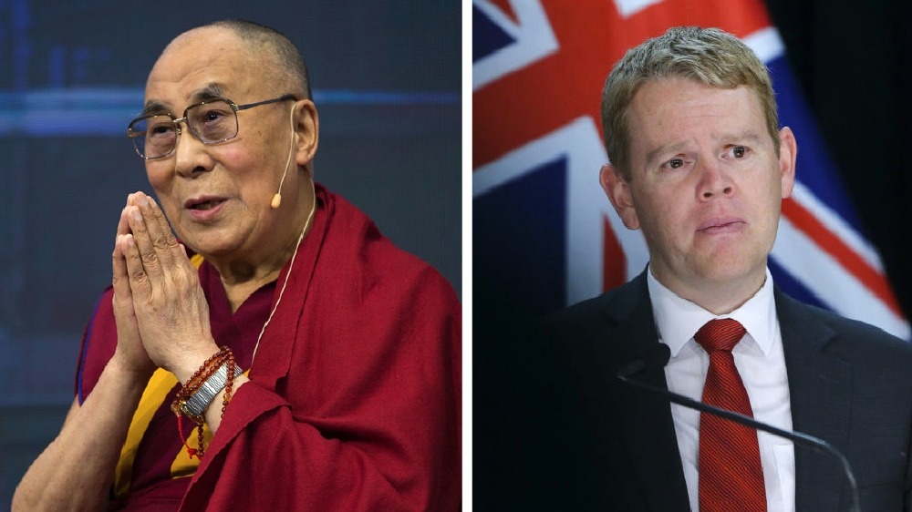 Dalai Lama greets new New Zealand PM