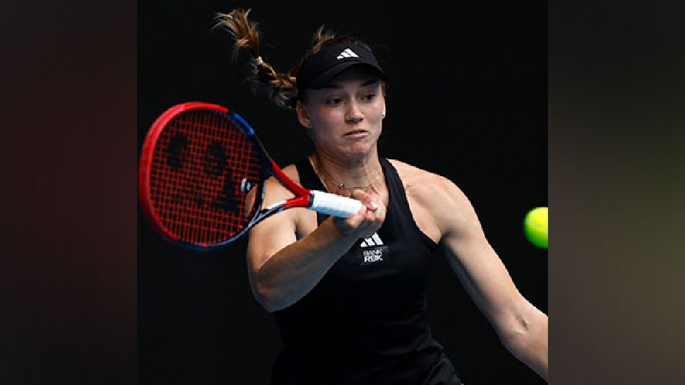 Australian Open: Rybakina breezes past Ostapenko to qualify for semis